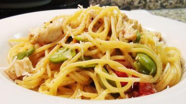 Spaghetti with Chicken and Fava Beans | Chicken, Pasta, Vegetables ...